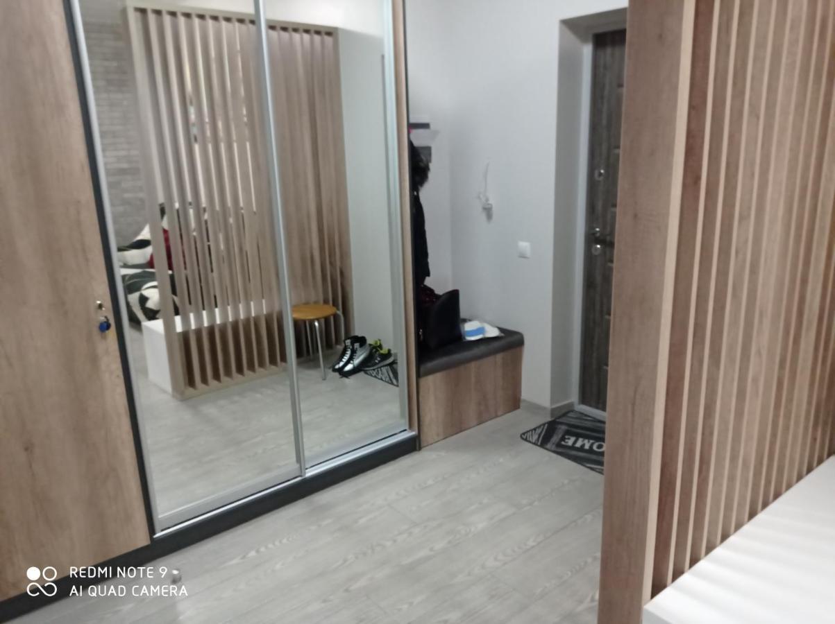 Дуже Файна Квартира В Самому Центрі!!!!Переконайся!! Apartment Rivne Luaran gambar