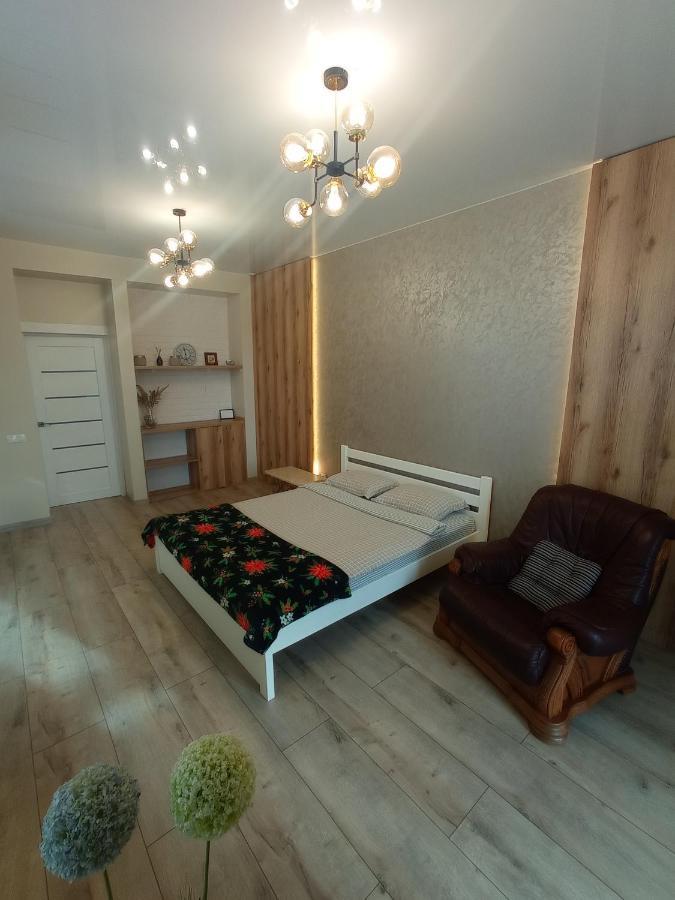 Дуже Файна Квартира В Самому Центрі!!!!Переконайся!! Apartment Rivne Luaran gambar