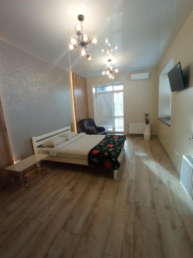 Дуже Файна Квартира В Самому Центрі!!!!Переконайся!! Apartment Rivne Luaran gambar